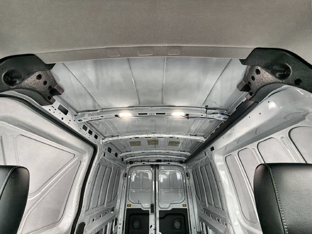 Used 2023 Ford E-Transit Medium Roof RWD image 16