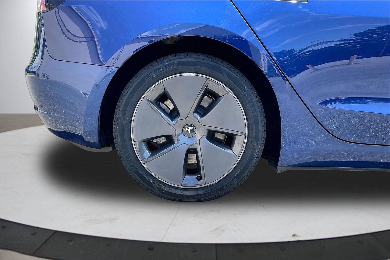 Used 2021 Tesla Model 3 Standard Range Plus RWD image 38