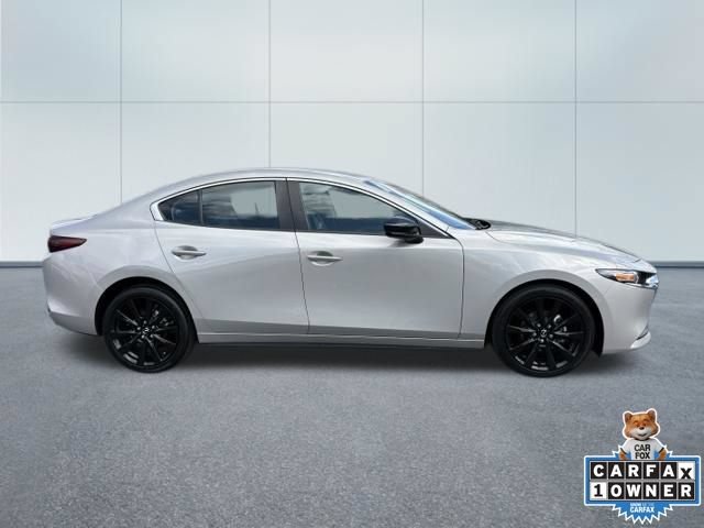 Used 2024 MAZDA MAZDA3 s FWD image 2