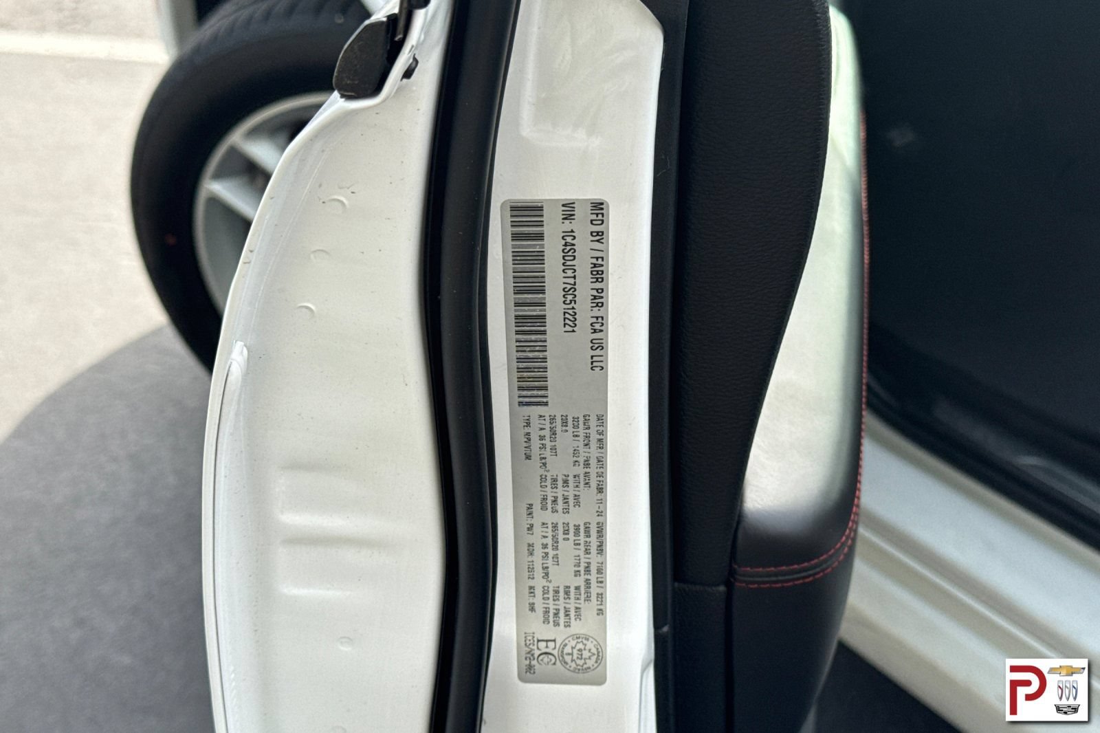 Used 2025 Dodge Durango R/T AWD/4WD image 36
