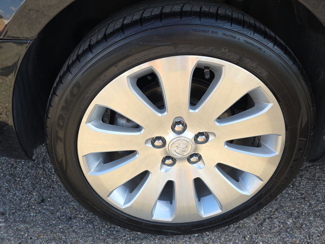 Used 2015 Buick LaCrosse Leather w/ Experience Buick Package image 17