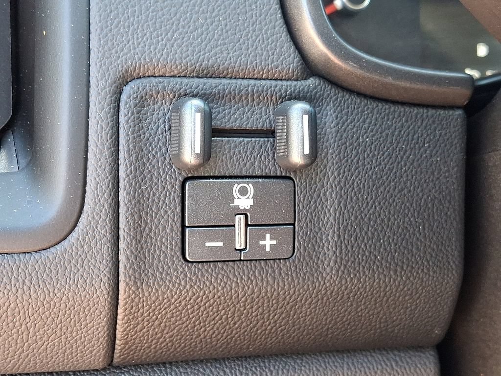 Used 2022 Chevrolet Colorado ZR2 AWD/4WD image 26