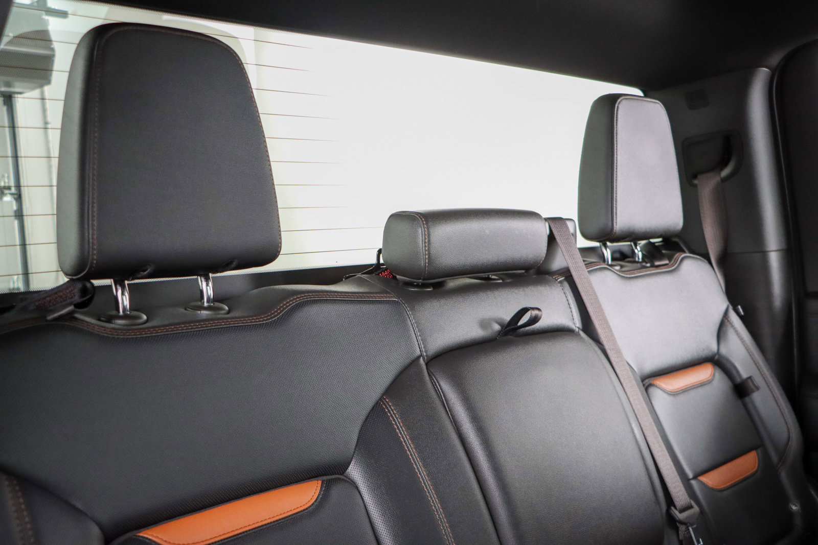 Used 2021 GMC Sierra 2500 AT4 image 29