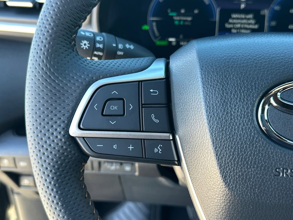 New 2026 Toyota Sienna XLE Woodland Edition image 23