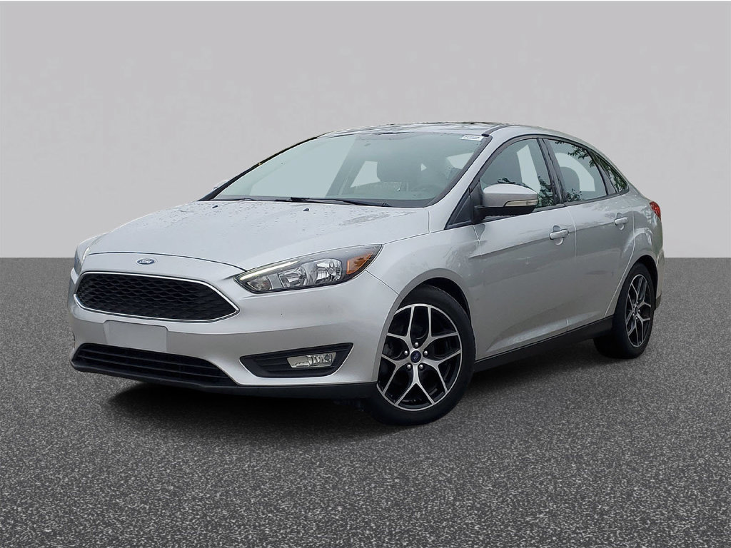 Used 2018 Ford Focus SEL w/ Cold Weather Package FWD image 1