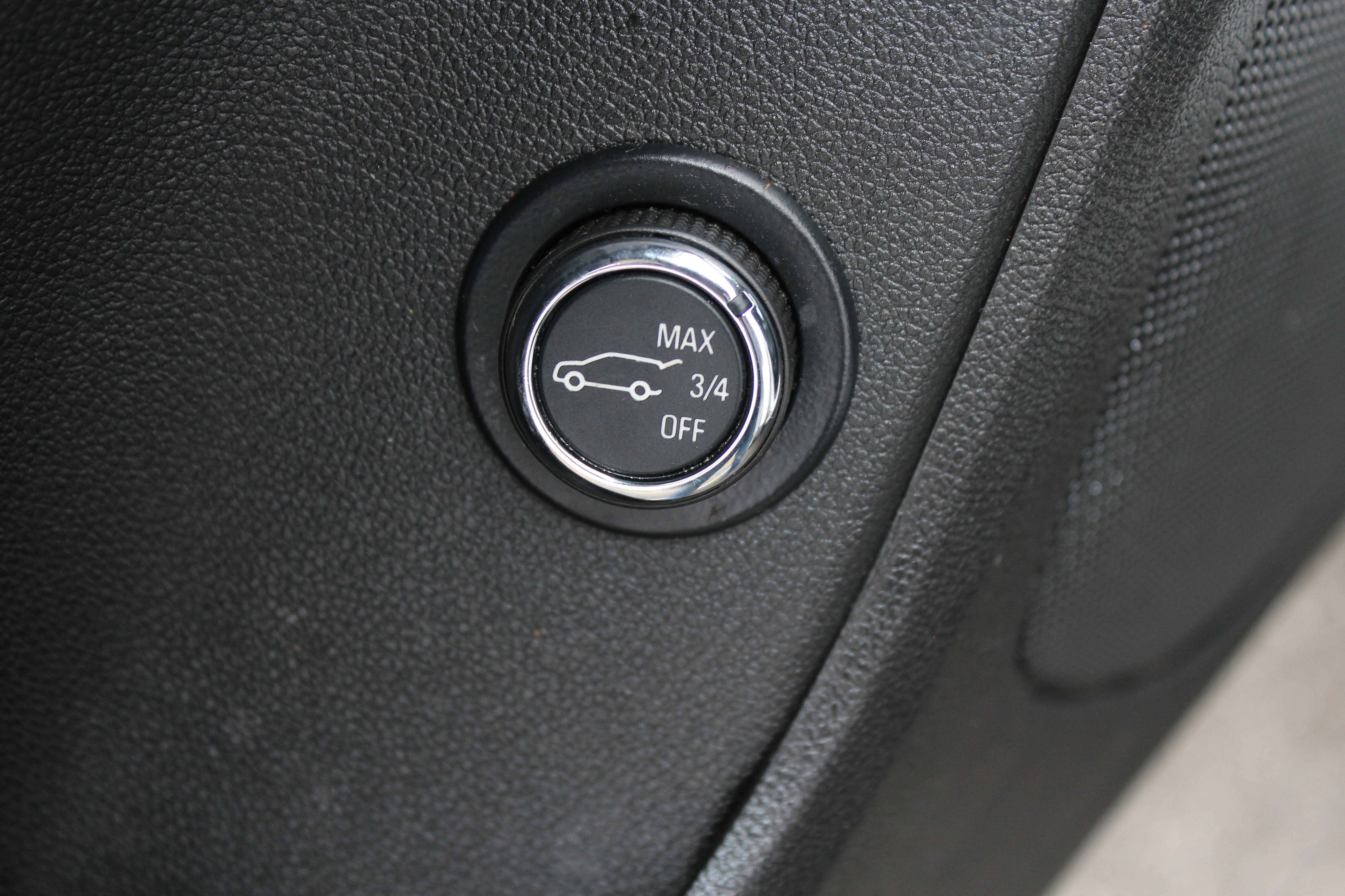 Used 2022 Chevrolet Blazer LT image 31