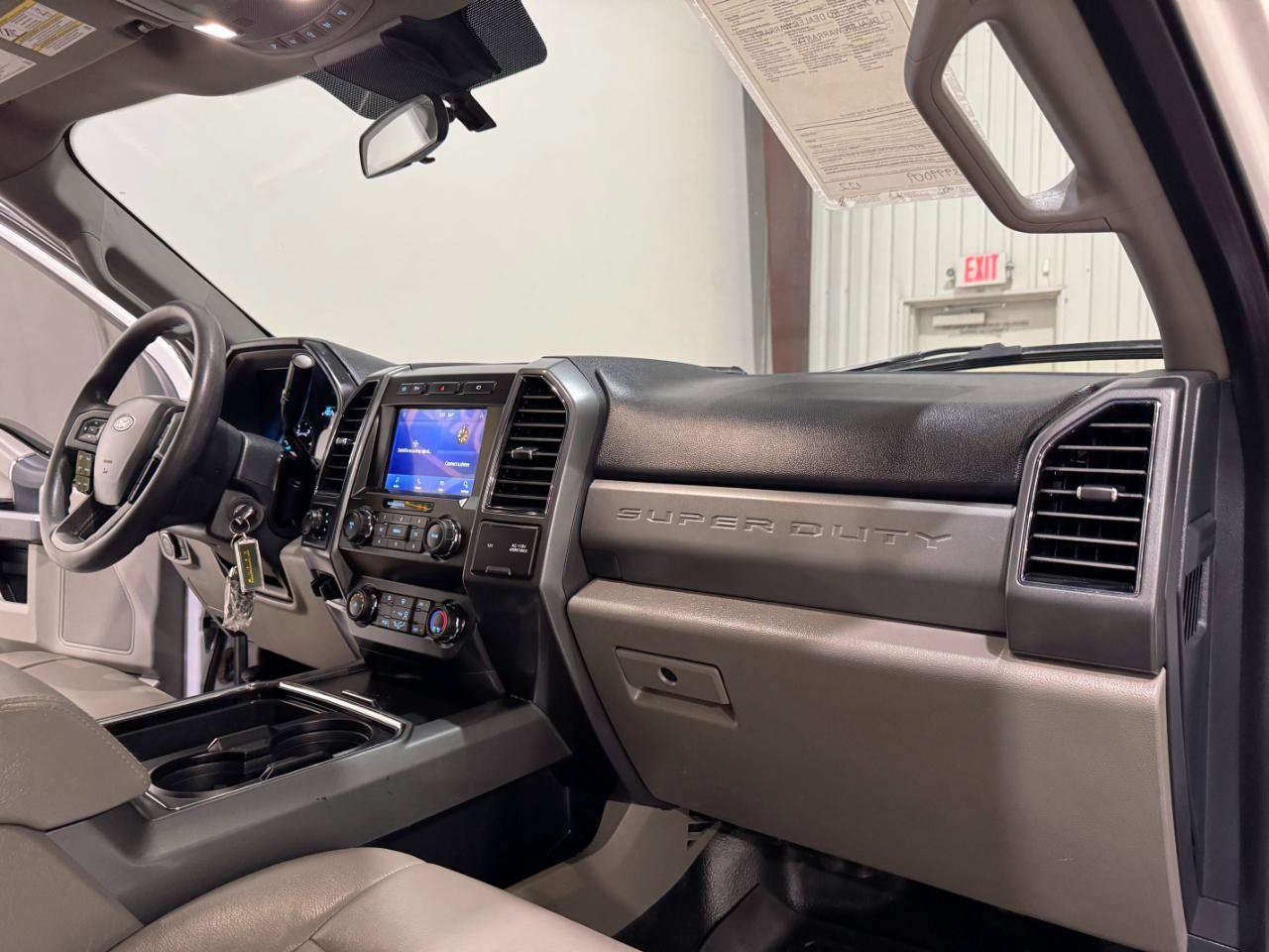 Used 2022 Ford F250 XLT w/ XLT Value Package AWD/4WD image 11