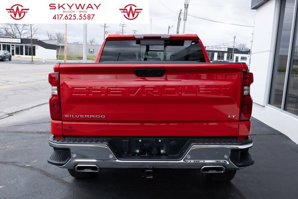 Used 2025 Chevrolet Silverado 1500 LT AWD/4WD image 8
