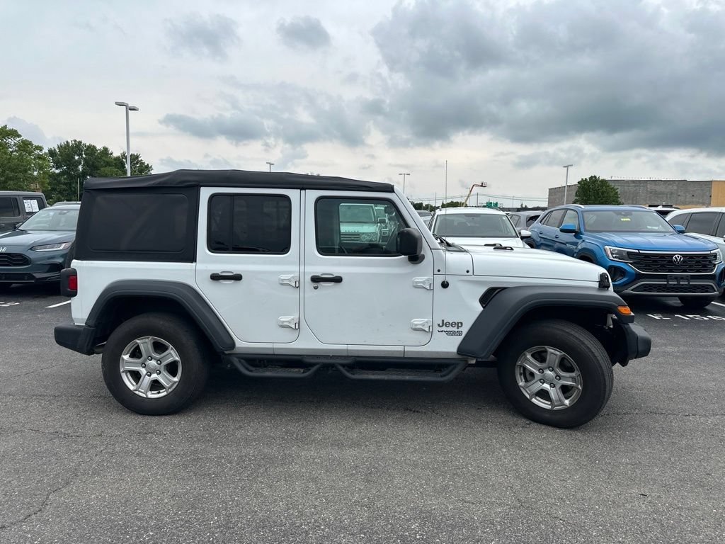 Used 2021 Jeep Wrangler Unlimited Sport AWD/4WD image 12