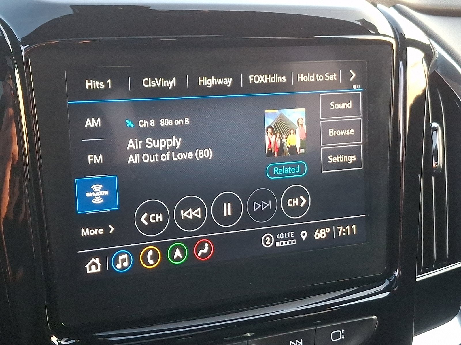 Used 2023 Chevrolet Traverse RS w/ LPO, Floor Liner Package AWD/4WD image 19