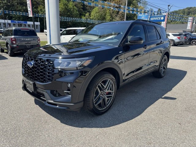 New 2025 Ford Explorer ST-Line w/ Premium Package image 3