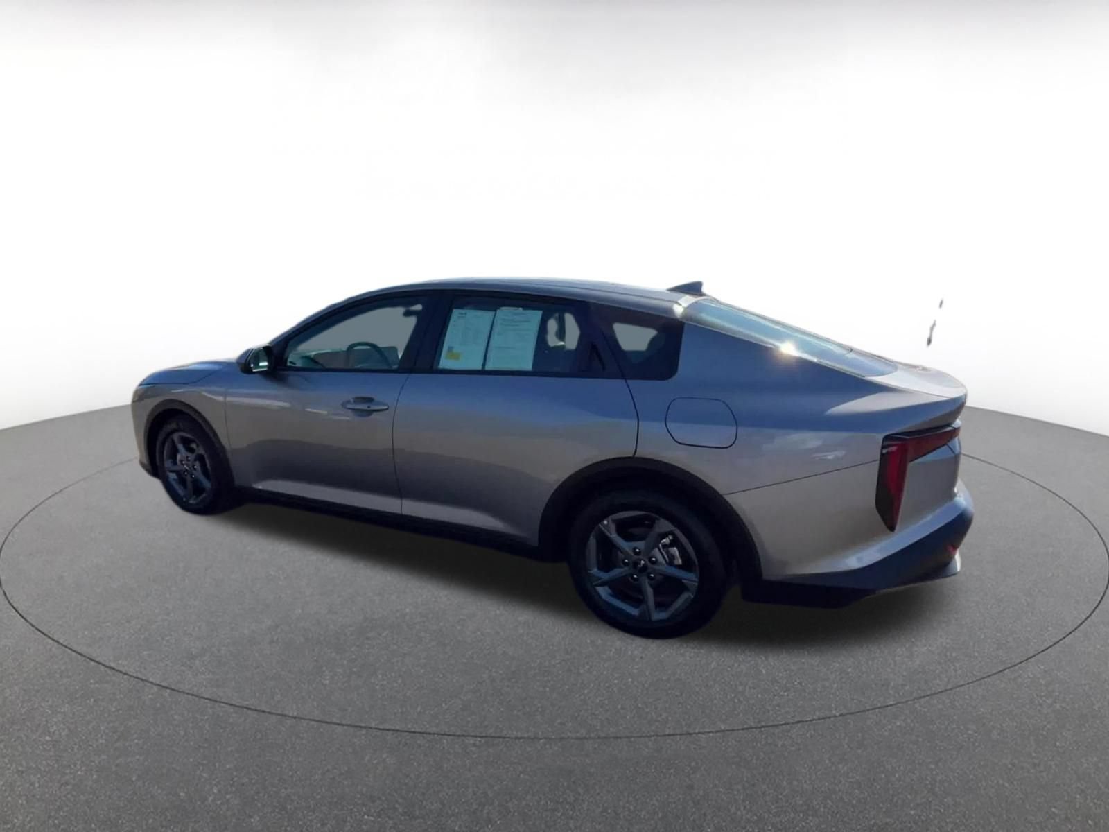 Used 2025 Kia K4 FWD image 10