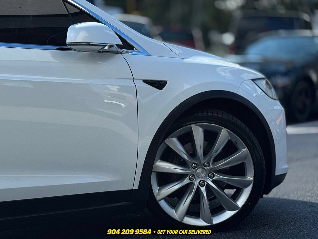 Used 2017 Tesla Model X 75D AWD/4WD image 8