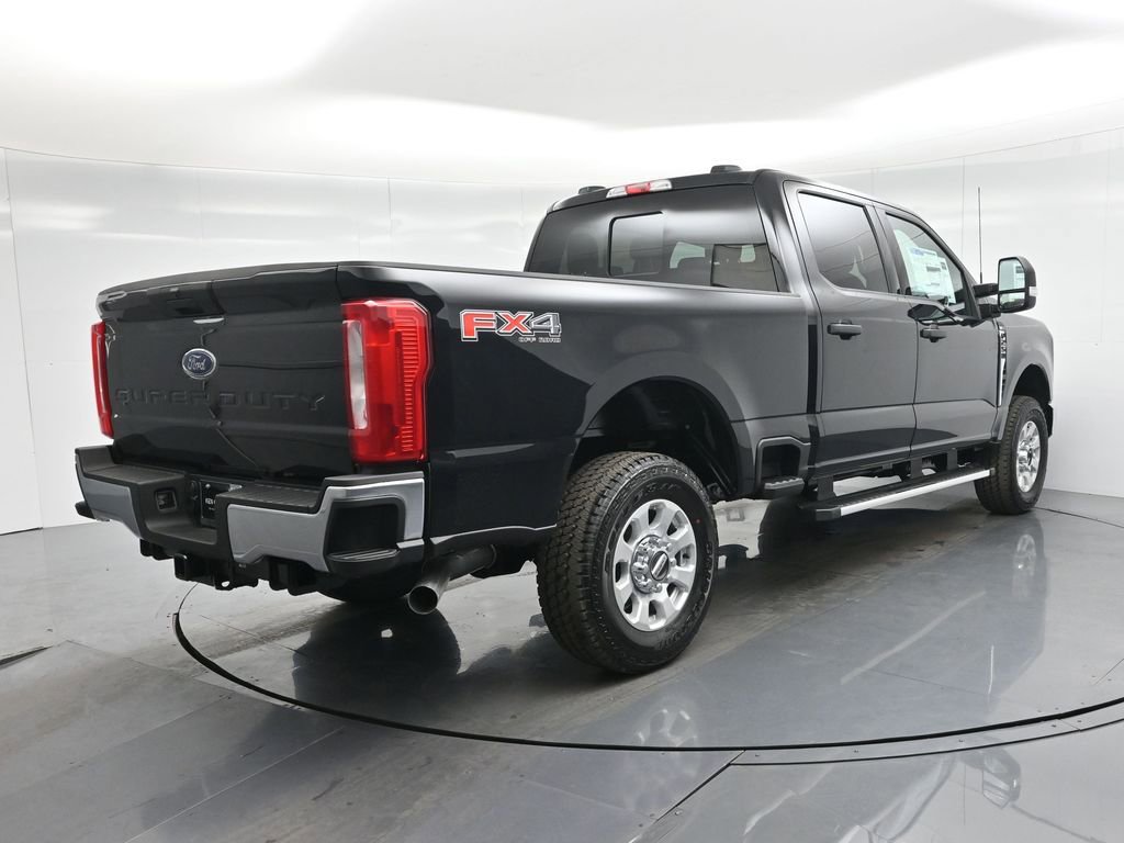 Certified 2024 Ford F250 XLT w/ FX4 Off-Road Package image 30
