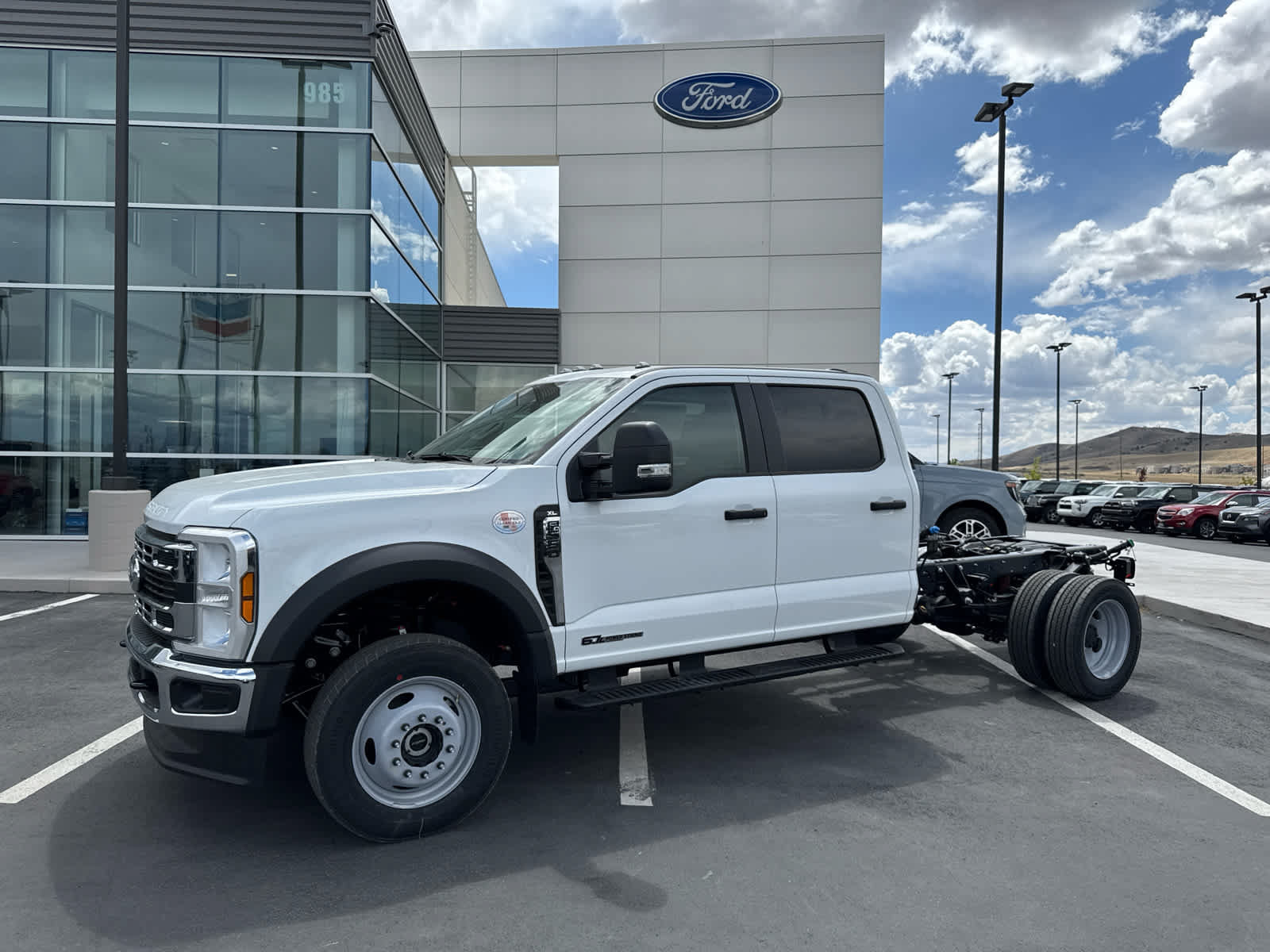 New 2026 Ford F550 4x4 Crew Cab Super Duty w/ XL Chrome Package image 1