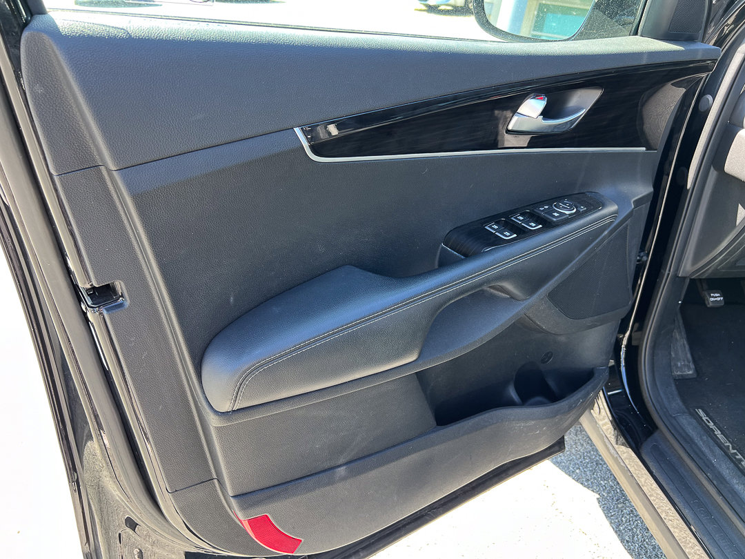 Used 2020 Kia Sorento LX w/ LX I4 Convenience Package image 14