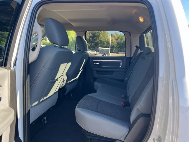 Used 2020 RAM 1500 Classic SLT w/ Luxury Group AWD/4WD image 30