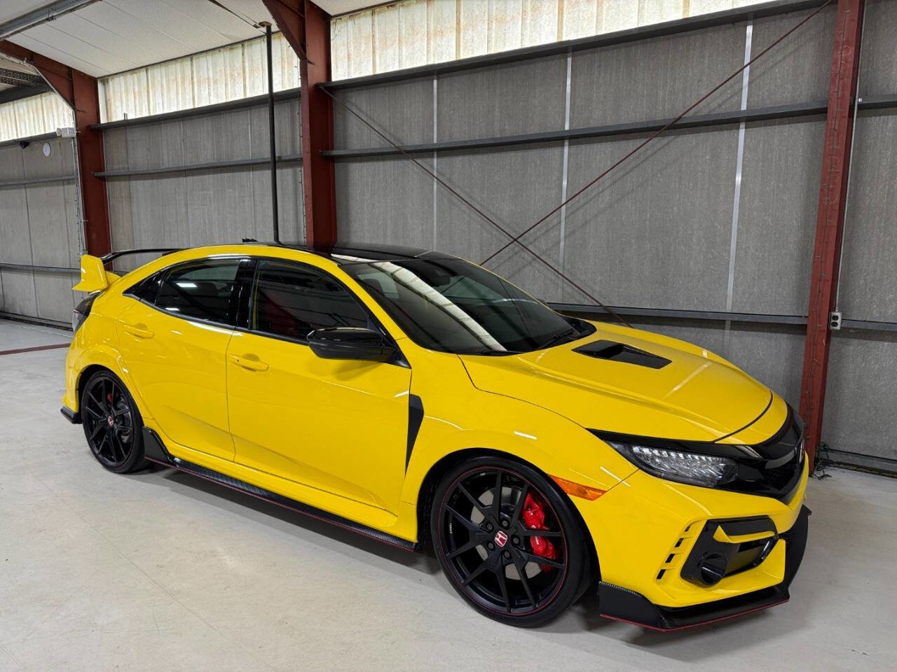 Used 2021 Honda Civic Type R Limited image 17