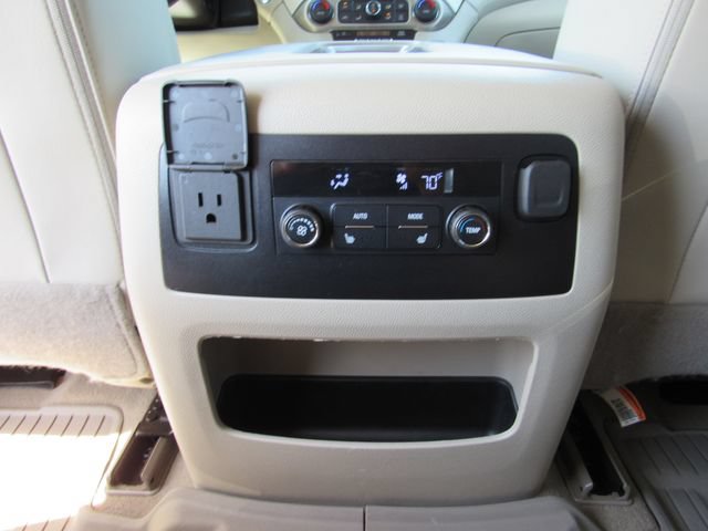 Certified 2020 GMC Yukon Denali w/ Denali Premium Package AWD/4WD image 32