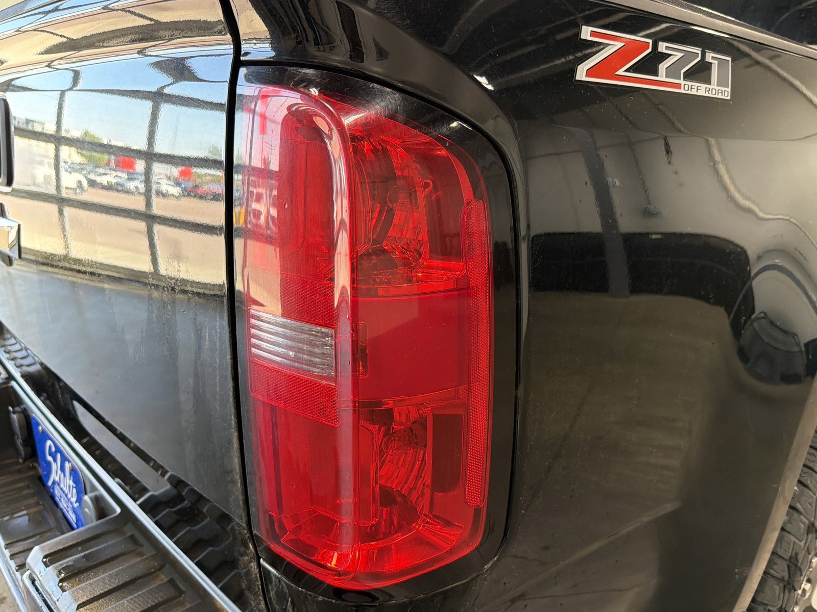Used 2020 Chevrolet Colorado Z71 AWD/4WD image 11