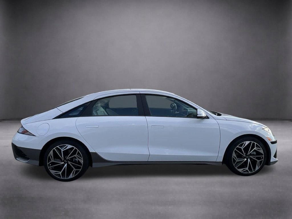 Certified 2023 Hyundai Ioniq 6 SEL RWD image 9