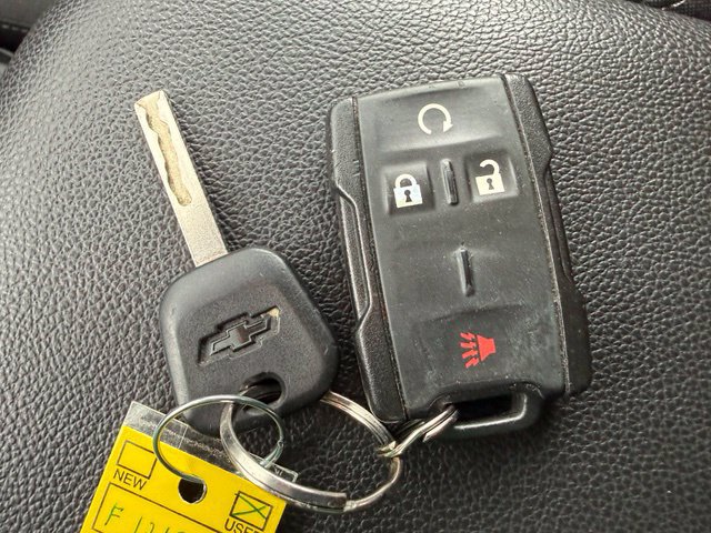 Used 2015 Chevrolet Colorado LT w/ LT Convenience Package RWD image 14