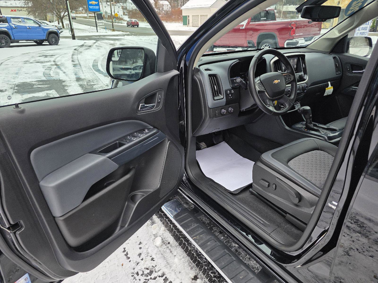 Used 2021 Chevrolet Colorado Z71 image 10