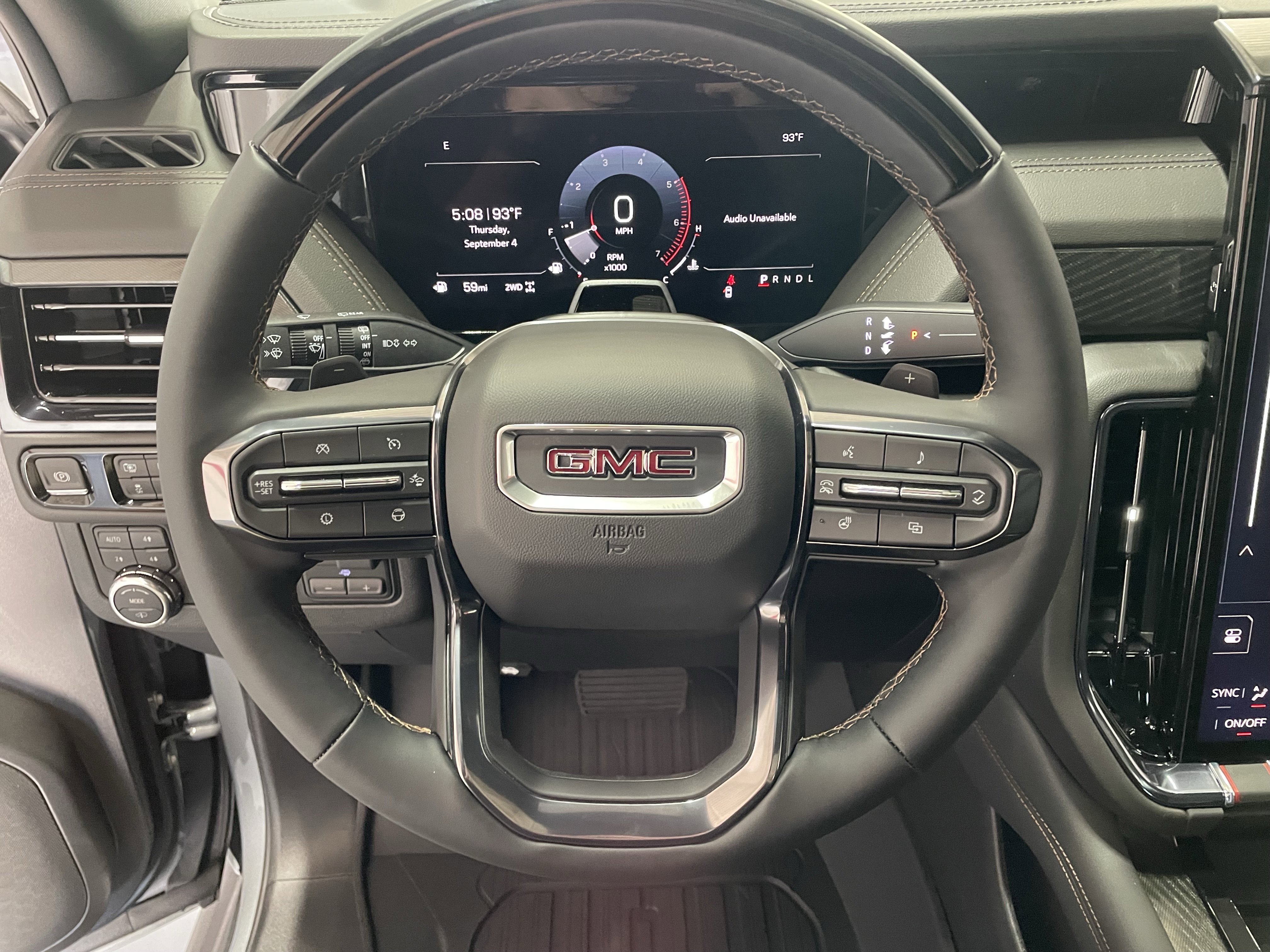 New 2025 GMC Yukon AT4 w/ AT4 Premium Plus Package image 19