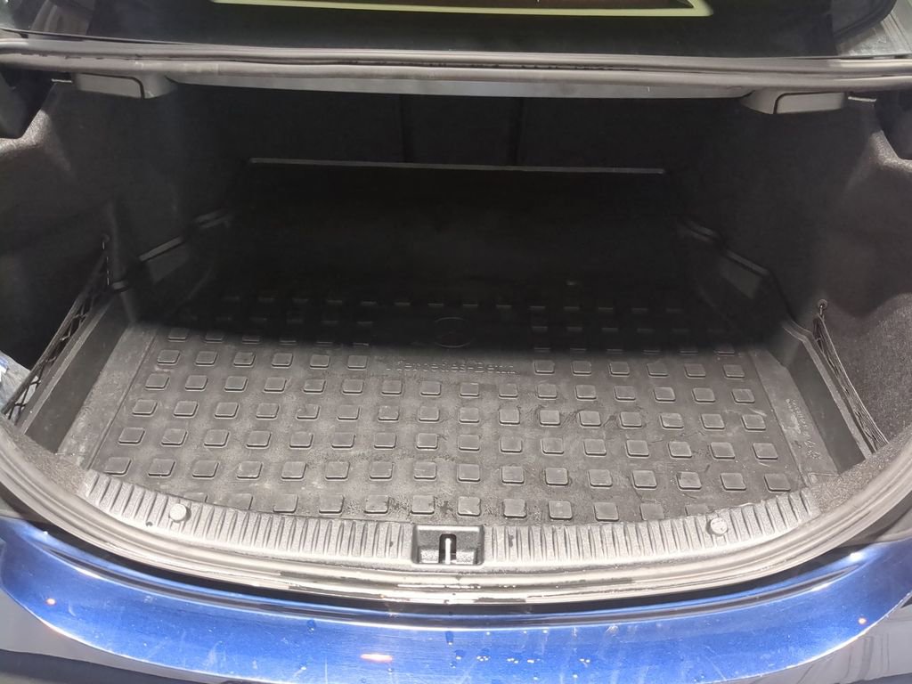 Used 2017 Mercedes-Benz C 300 4MATIC Sedan image 36