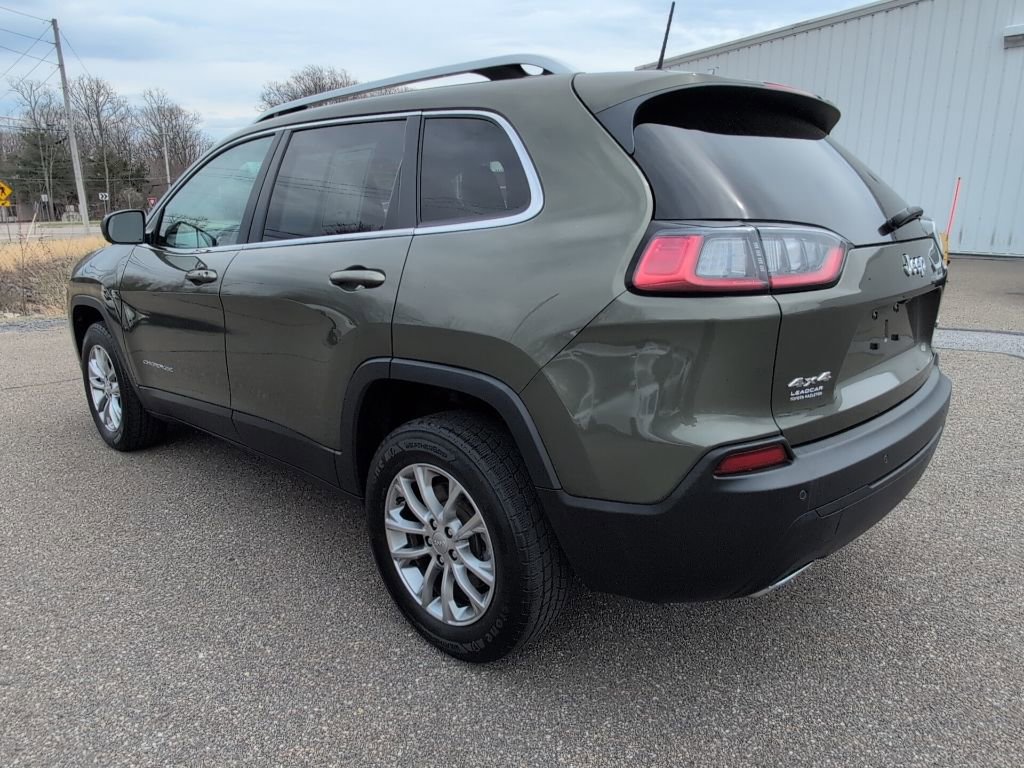 Used 2021 Jeep Cherokee Latitude Lux w/ Comfort/Convenience Group AWD/4WD image 4