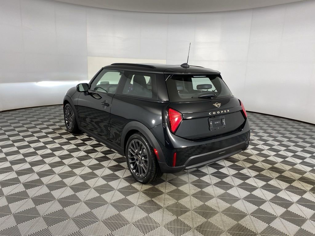 New 2026 MINI Cooper 2-Door Hardtop image 25