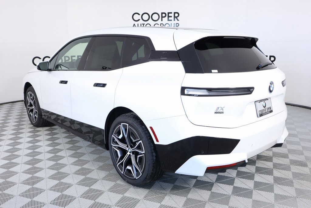 New 2025 BMW iX xDrive50 w/ Premium Package image 22