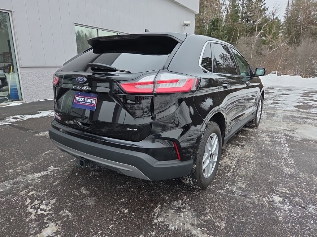 Used 2023 Ford Edge SEL w/ Convenience Package image 3