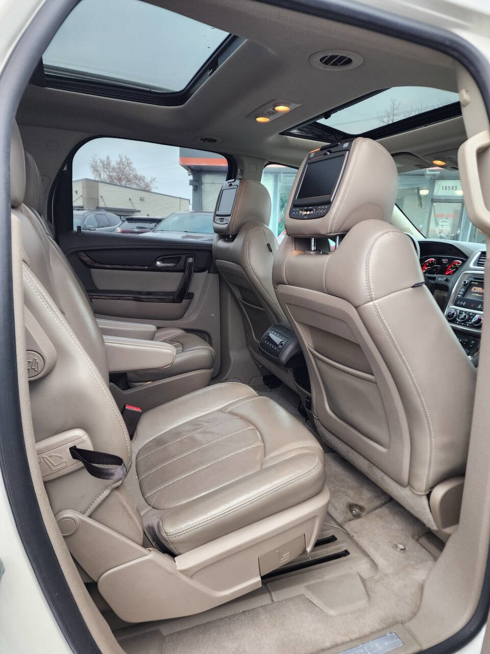 Used 2014 GMC Acadia Denali image 17