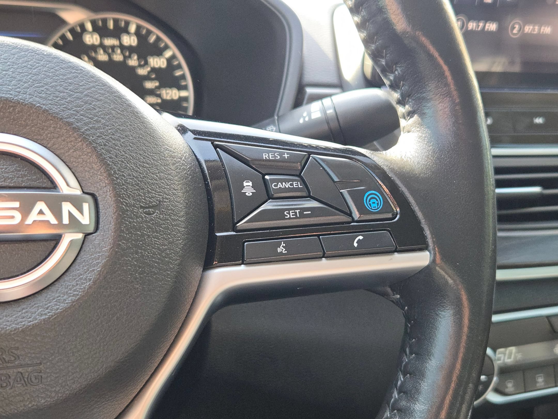 Certified 2024 Nissan Altima 2.5 SL FWD image 21