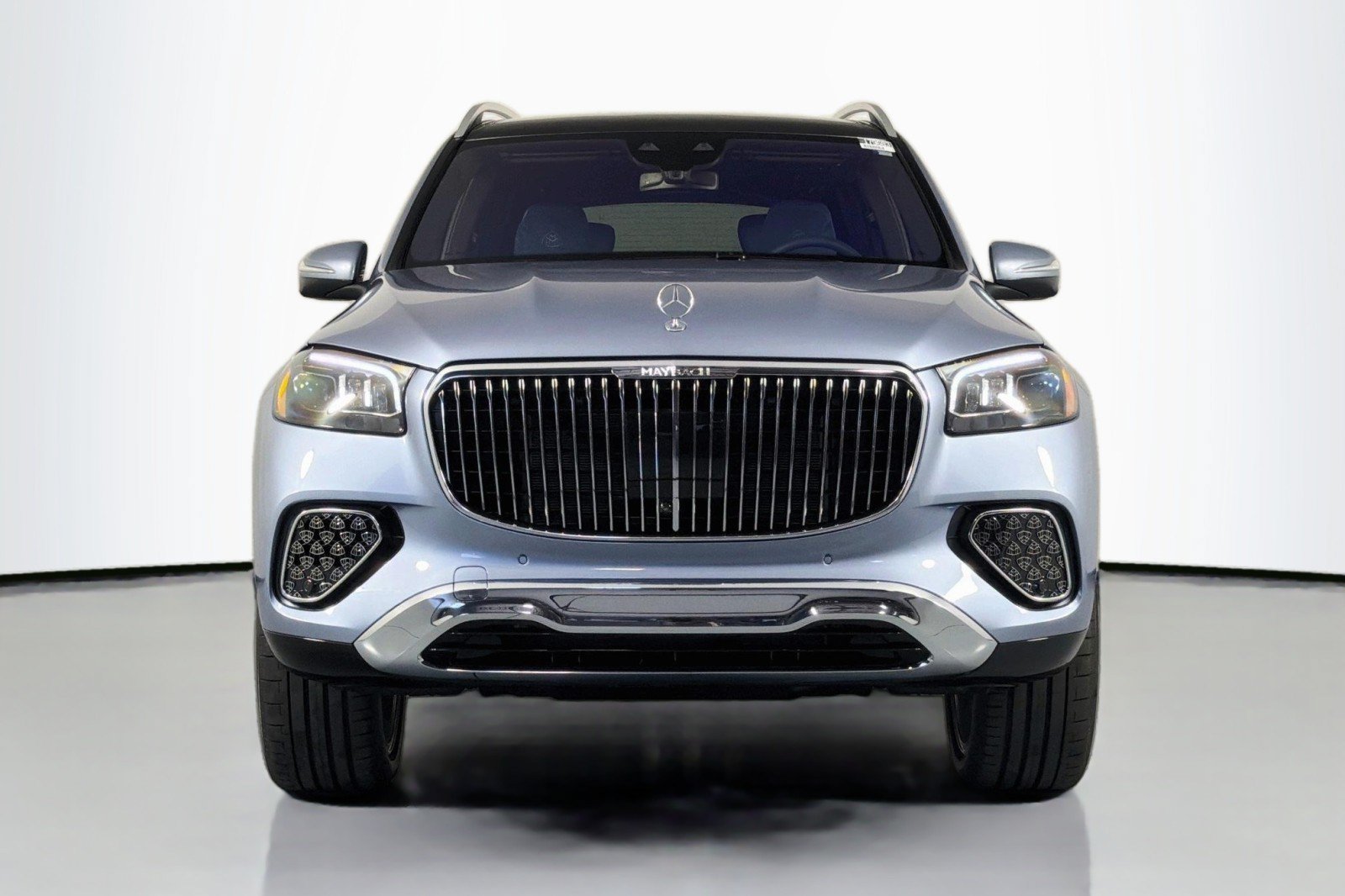 New 2026 Mercedes-Benz Maybach GLS 600 4MATIC image 2
