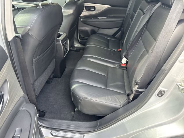 Used 2015 Nissan Murano Platinum w/ Platinum Technology Package FWD image 14