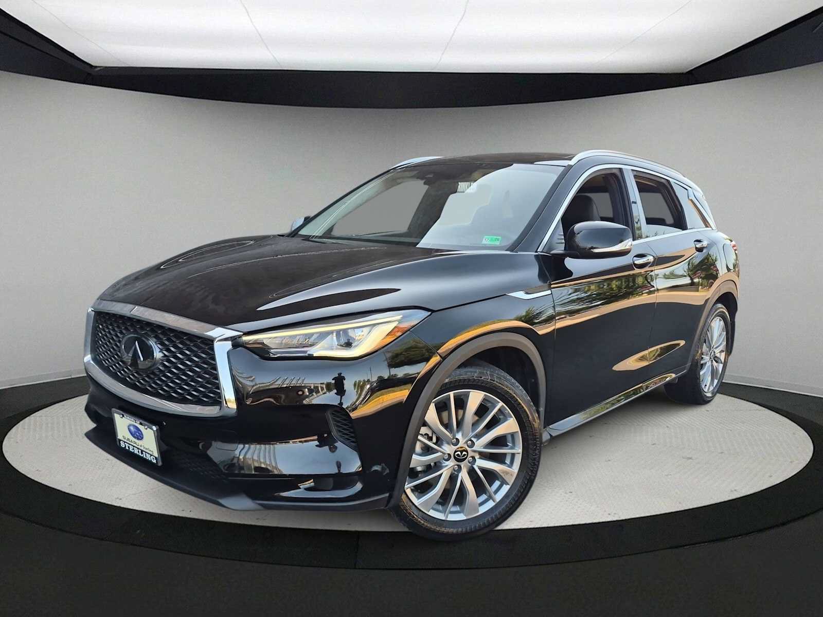 Used 2023 INFINITI QX50 Luxe AWD/4WD image 1