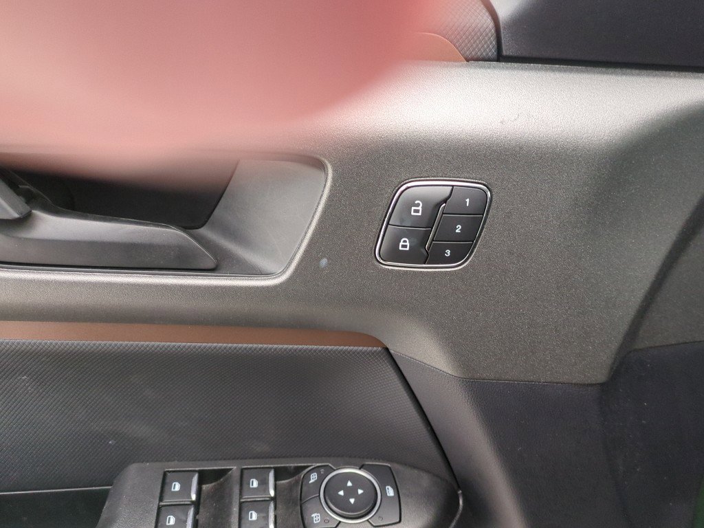 Used 2025 Ford Bronco Sport Outer Banks w/ Outer Banks Tech Package+ image 7