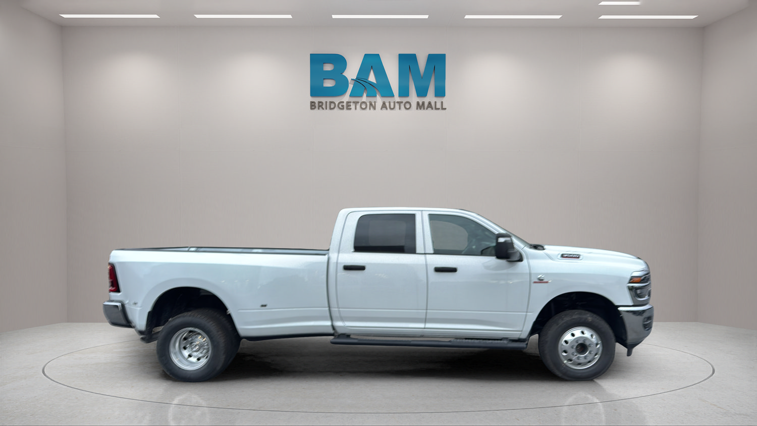 Used 2026 RAM 3500 Tradesman AWD/4WD image 8