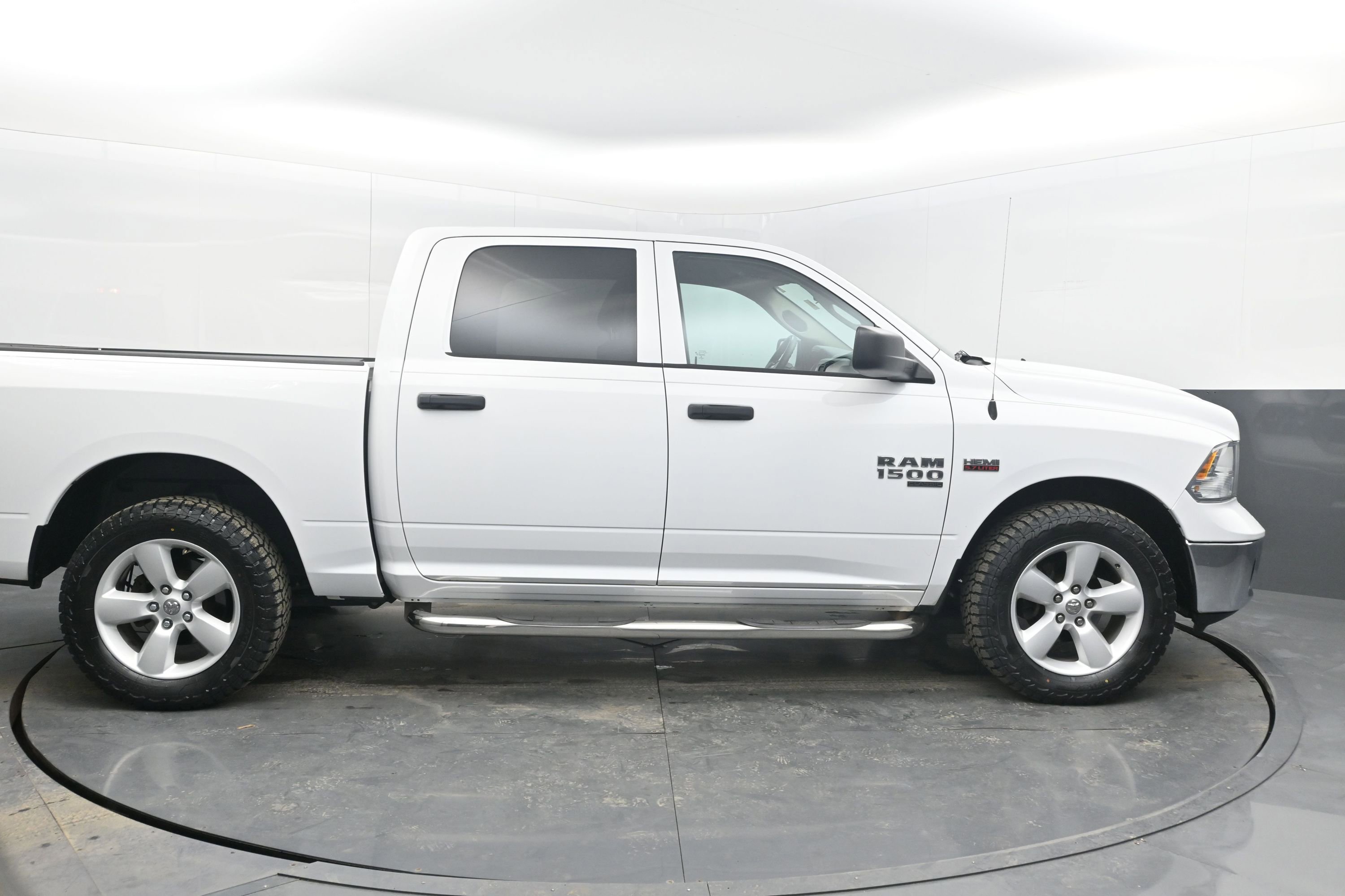 Used 2020 RAM 1500 Tradesman w/ Tradesman SXT Package image 8