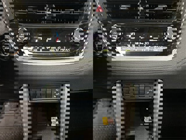 Used 2023 Toyota Corolla Cross LE image 17