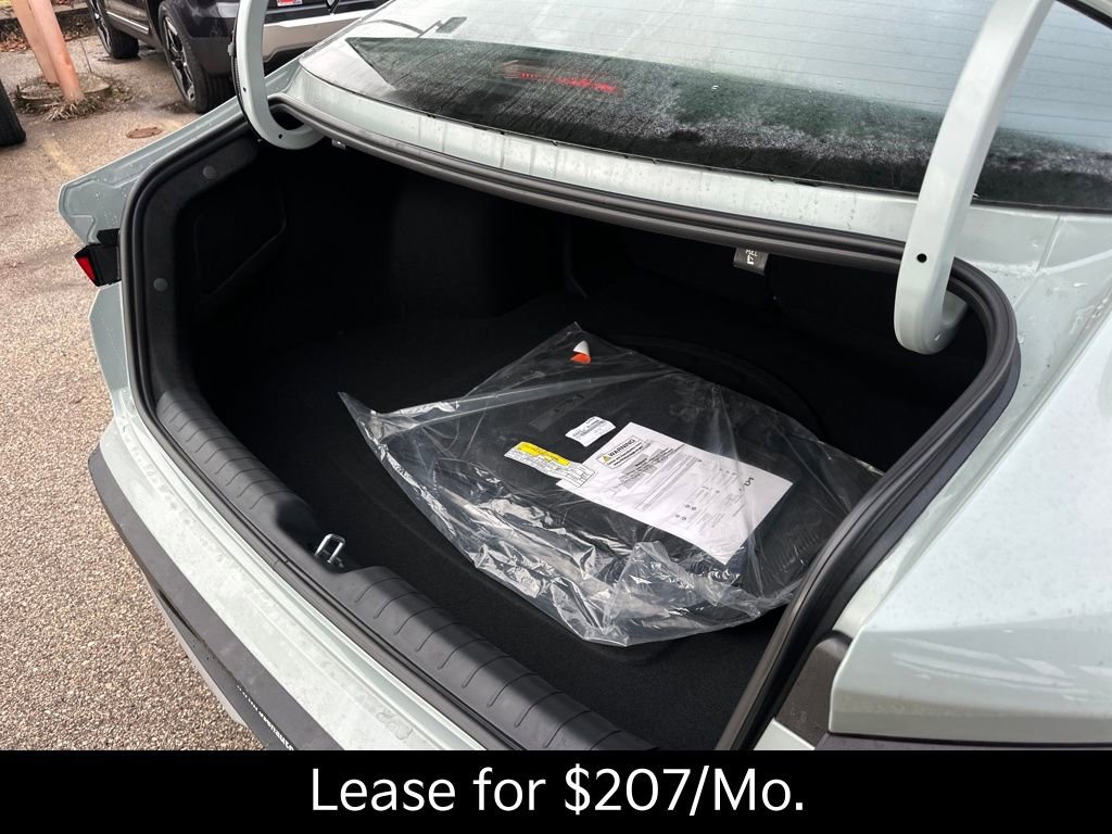 New 2025 Kia K4 LXS image 31