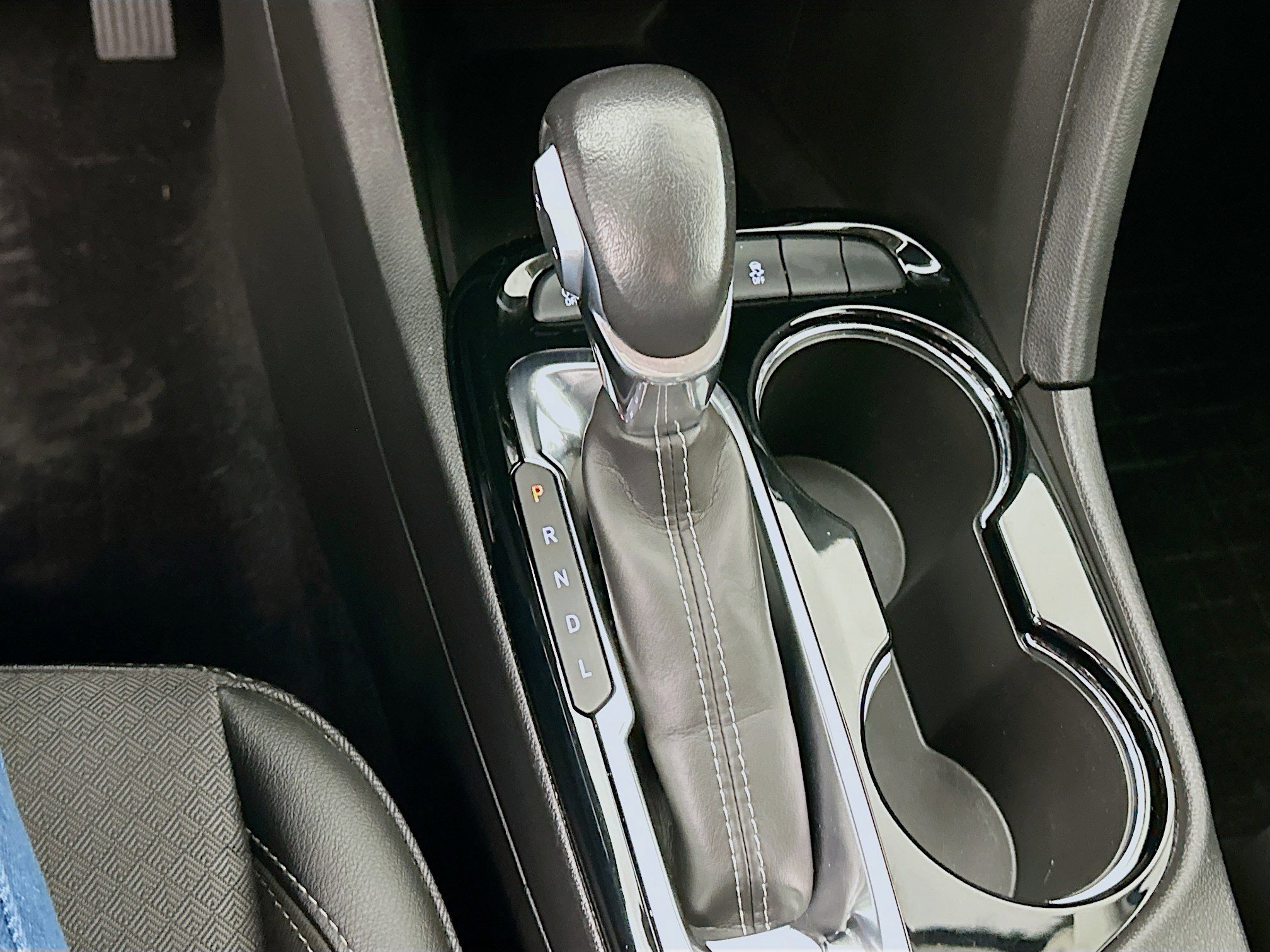 Used 2022 Buick Encore GX Select image 23