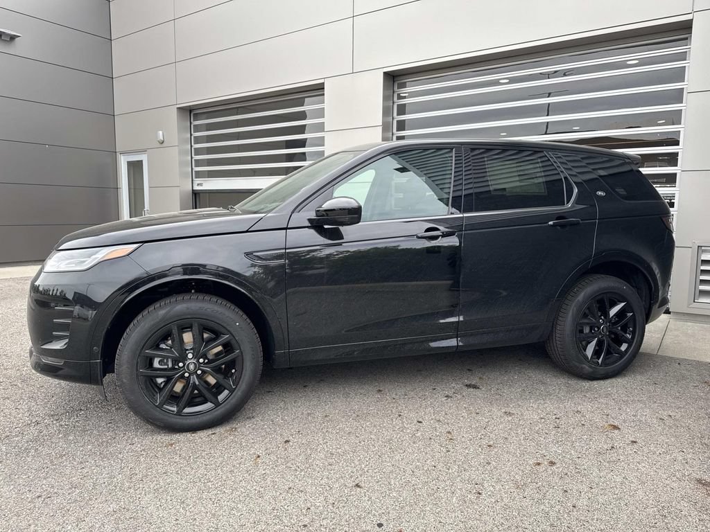 New 2026 Land Rover Discovery Sport Landmark AWD/4WD image 3