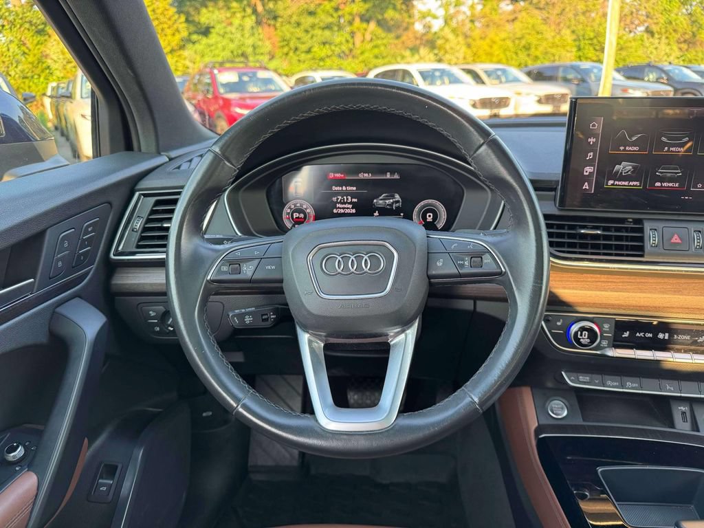 Used 2022 Audi Q5 2.0T Premium Plus w/ Premium Plus Package AWD/4WD image 23