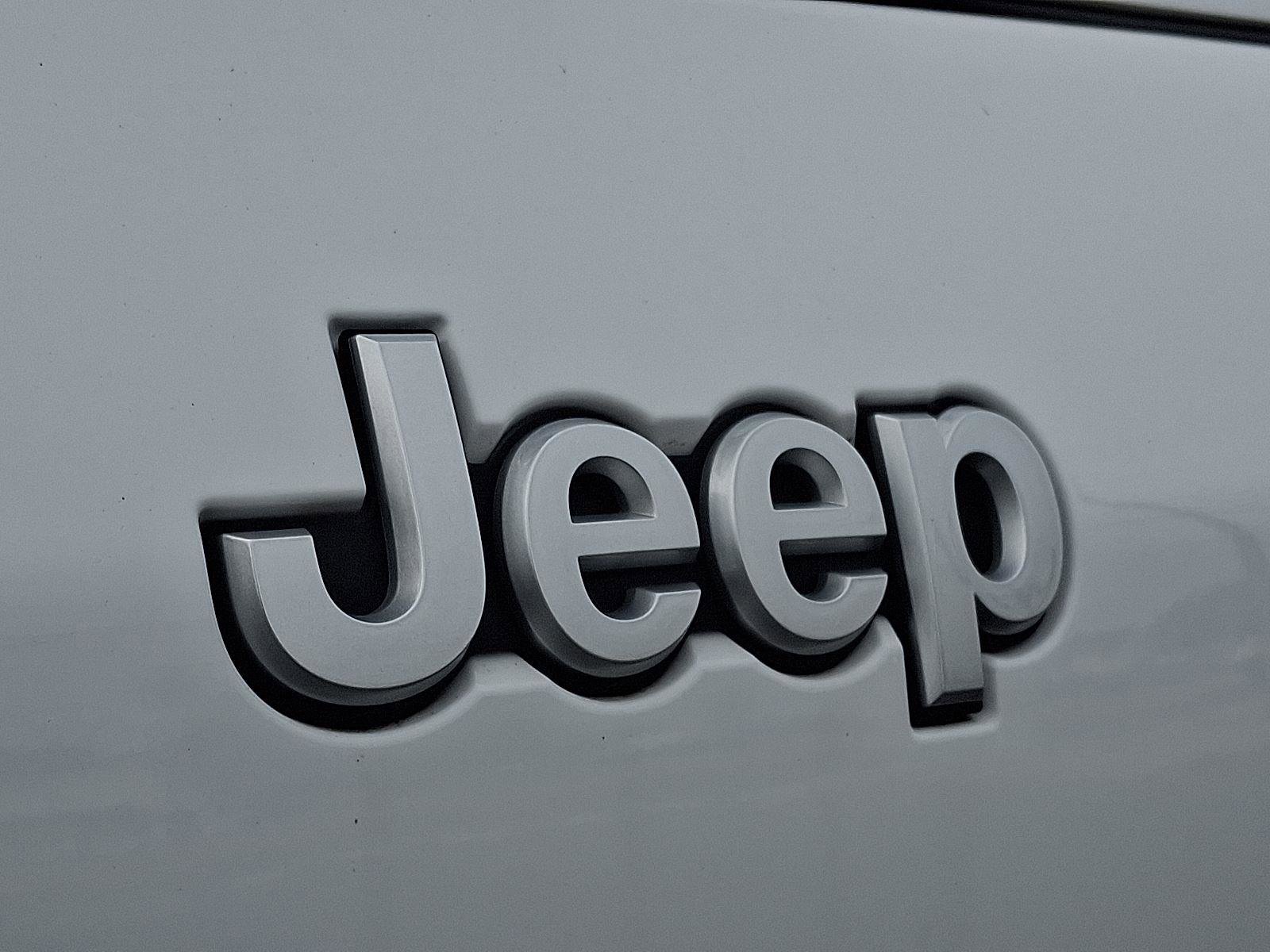 New 2025 Jeep Grand Cherokee L Limited image 18