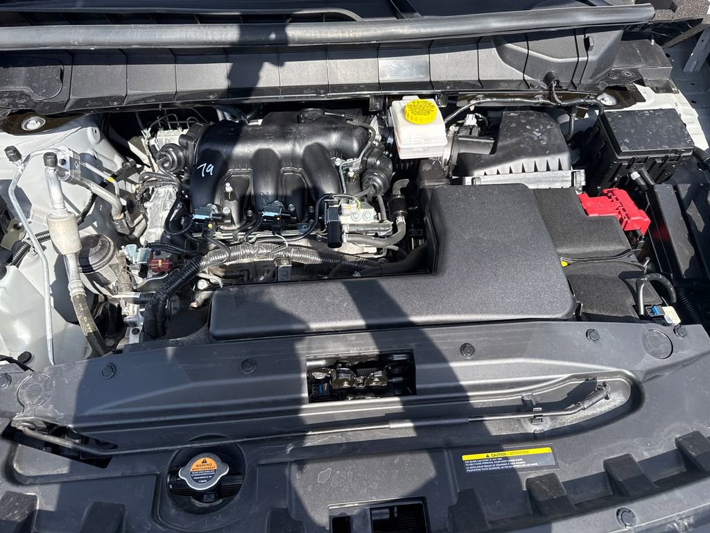 Used 2025 Nissan Pathfinder Platinum image 27
