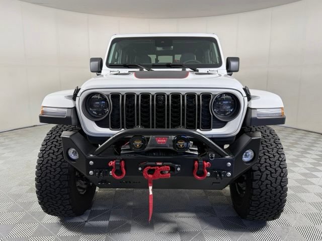 Used 2025 Jeep Gladiator Rubicon AWD/4WD image 11