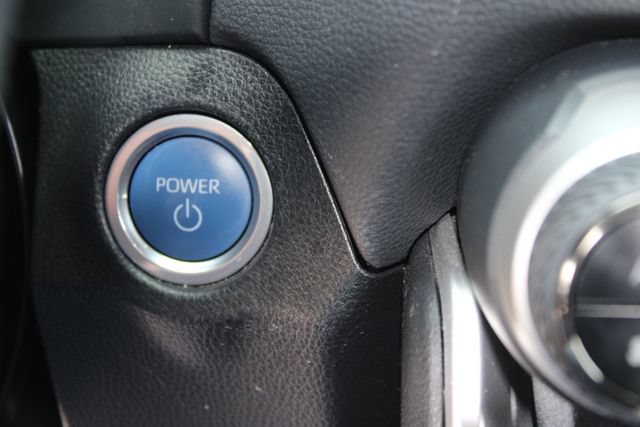Used 2021 Toyota RAV4 SE w/ Weather & Moonroof Package AWD/4WD image 23